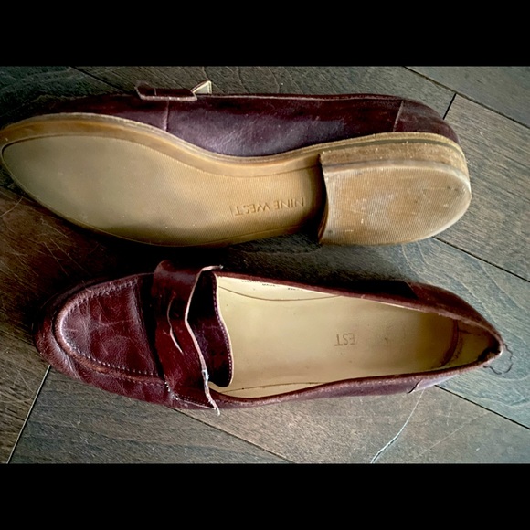 SOLD— Nine West Maroon Loafers - Picture 3 of 3